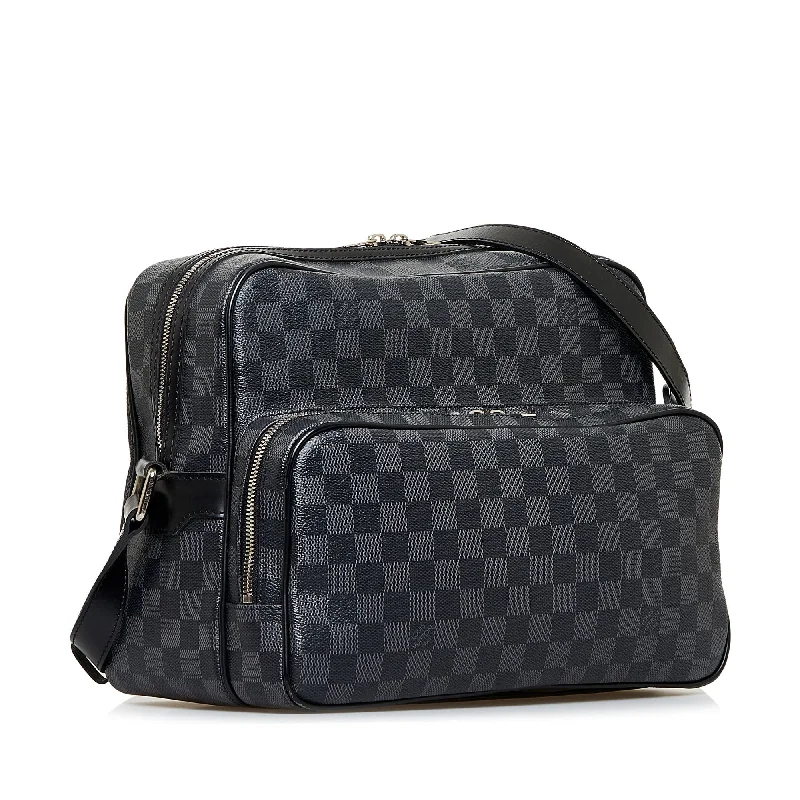 Sustainable fashion bagsLouis Vuitton Sac Leoh Black Damier Graphite Canvas