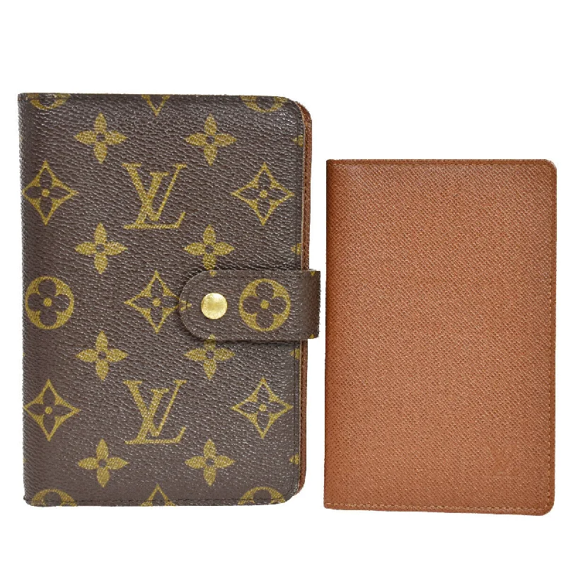 Best bags for weekend getawaysLOUIS VUITTON porte papiers zippe Wallet