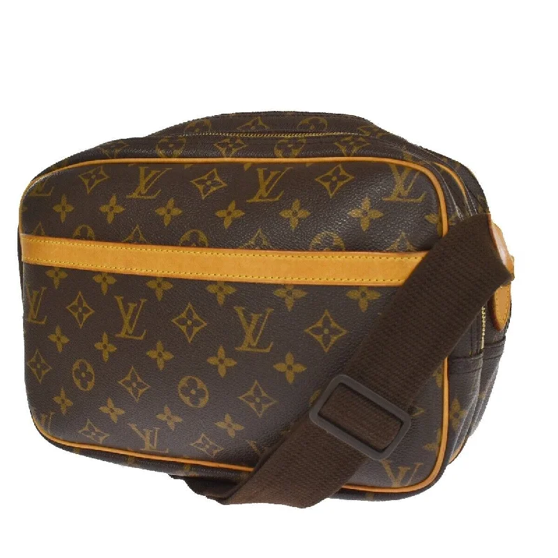 Water-resistant travel backpacksLOUIS VUITTON Reporter pm Shoulder Bag