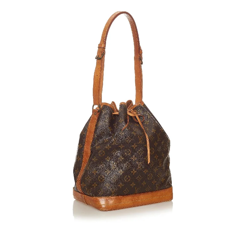 Minimalist leather handbagsLouis Vuitton Monogram Noe (27451)