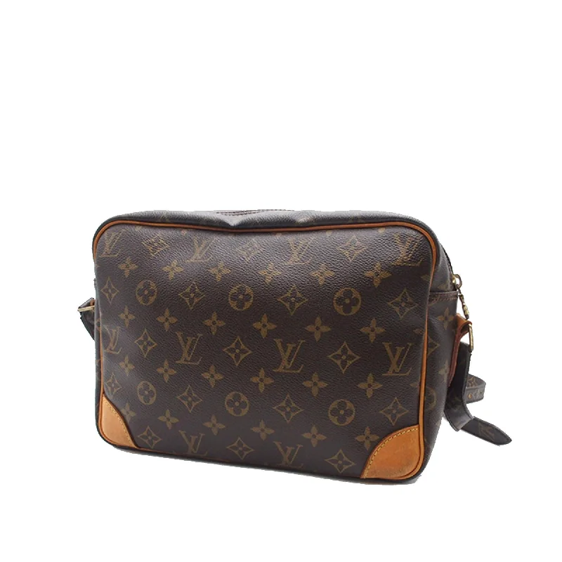 Mini bags for evening outLouis Vuitton Monogram Nil Crossbody Bag (QElLjH)