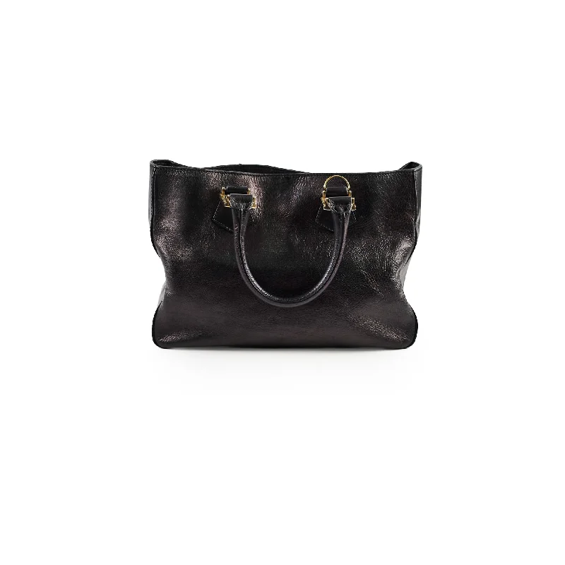 Durable leather bags for daily useFendi Twins Tote Black