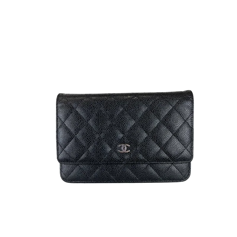 Designer bags with detachable strapsWOC Caviar Black SHW