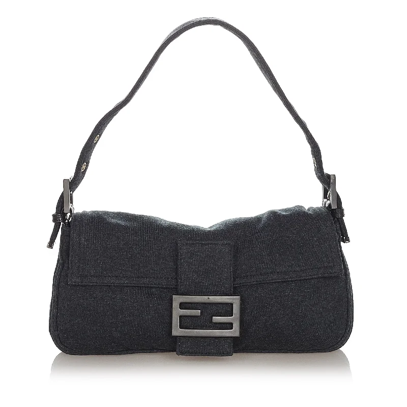 Durable leather bags for daily useFendi Cotton Mamma Baguette Gray