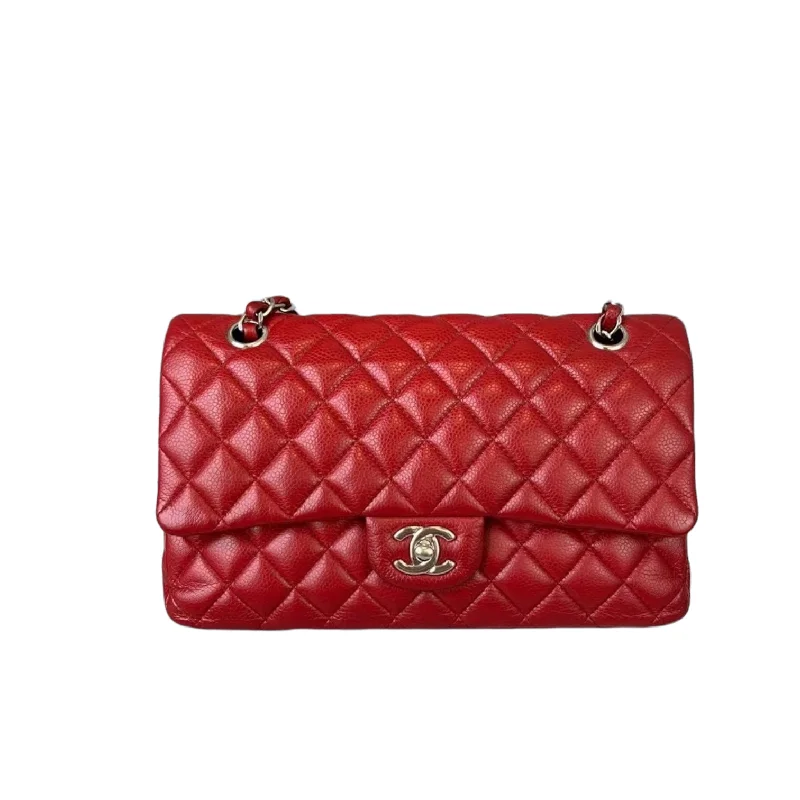 High-quality leather messenger bagsClassic Flap Caviar Medium Red SHW