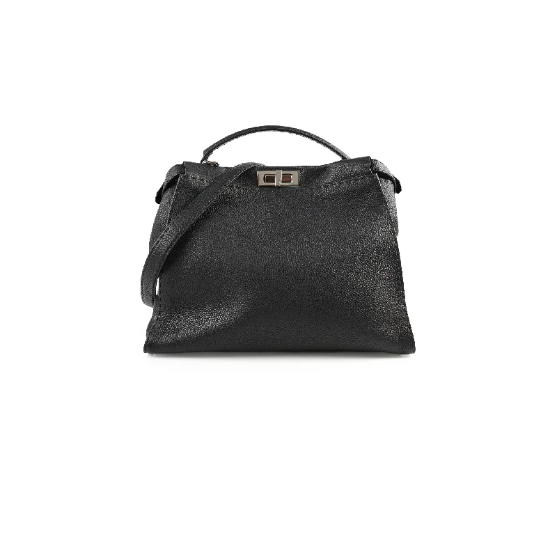 Compact crossbody bags for travelFendi Peekaboo Large Black